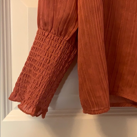 Express silk button up - Picture 2 of 3